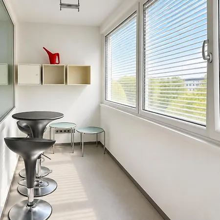 Apartman Stylish With Loggia & Garage